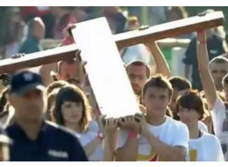Il Papa ai giovani: «La Via della Croce 
è la risposta al male e la via della pienezza» 